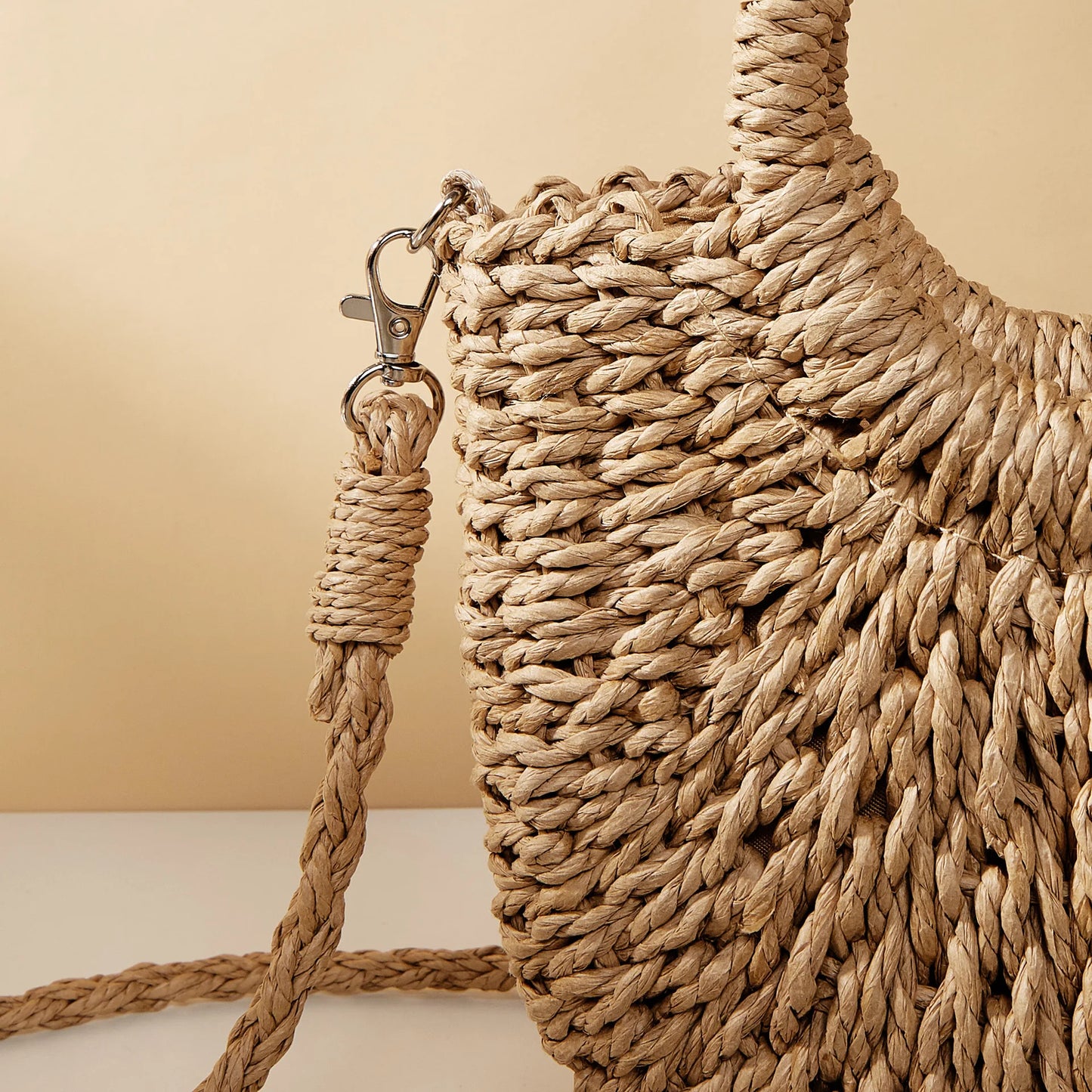 Handwoven Straw Rattan Half-Moon Beach Handbag Women Summer Hollow Out Crossbody Shoulder Bag