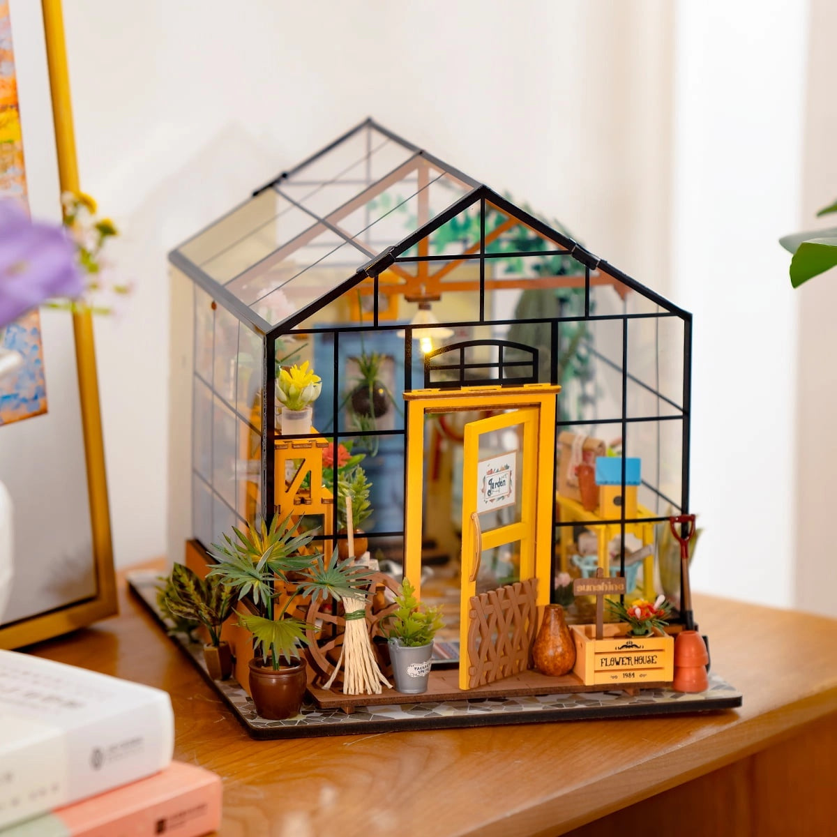 Cathy's Flower House Miniature House Kit DIY Dollhouse 3D Assembly Toys
